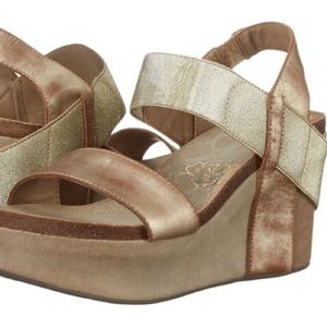 OTBT Gold Bushnell Leather Platform Wedges